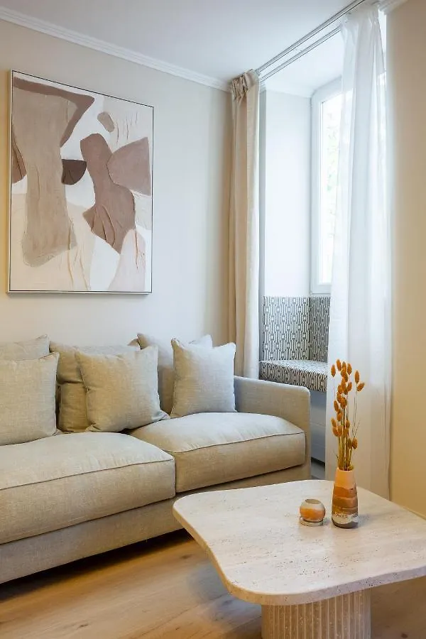Apartment The Josephine Suite Montmartre Paris
