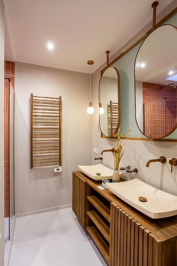 Apartment The Josephine Suite Montmartre Paris